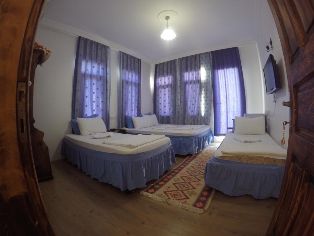 Akkin Pansiyon Hotel Kas Exterior photo